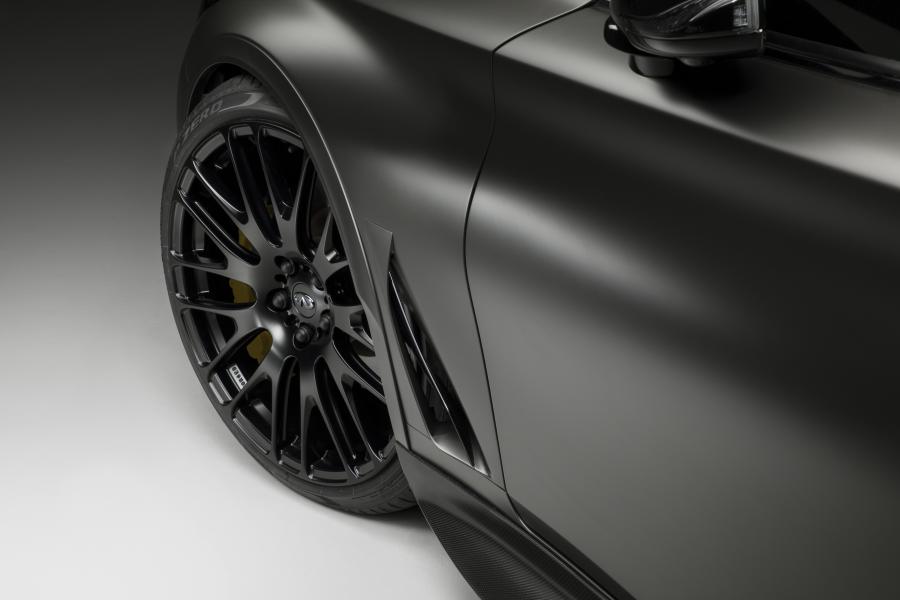 Детали экстерьера Infiniti Q60 Project Black S 2017 года  (фото 4 из 41)